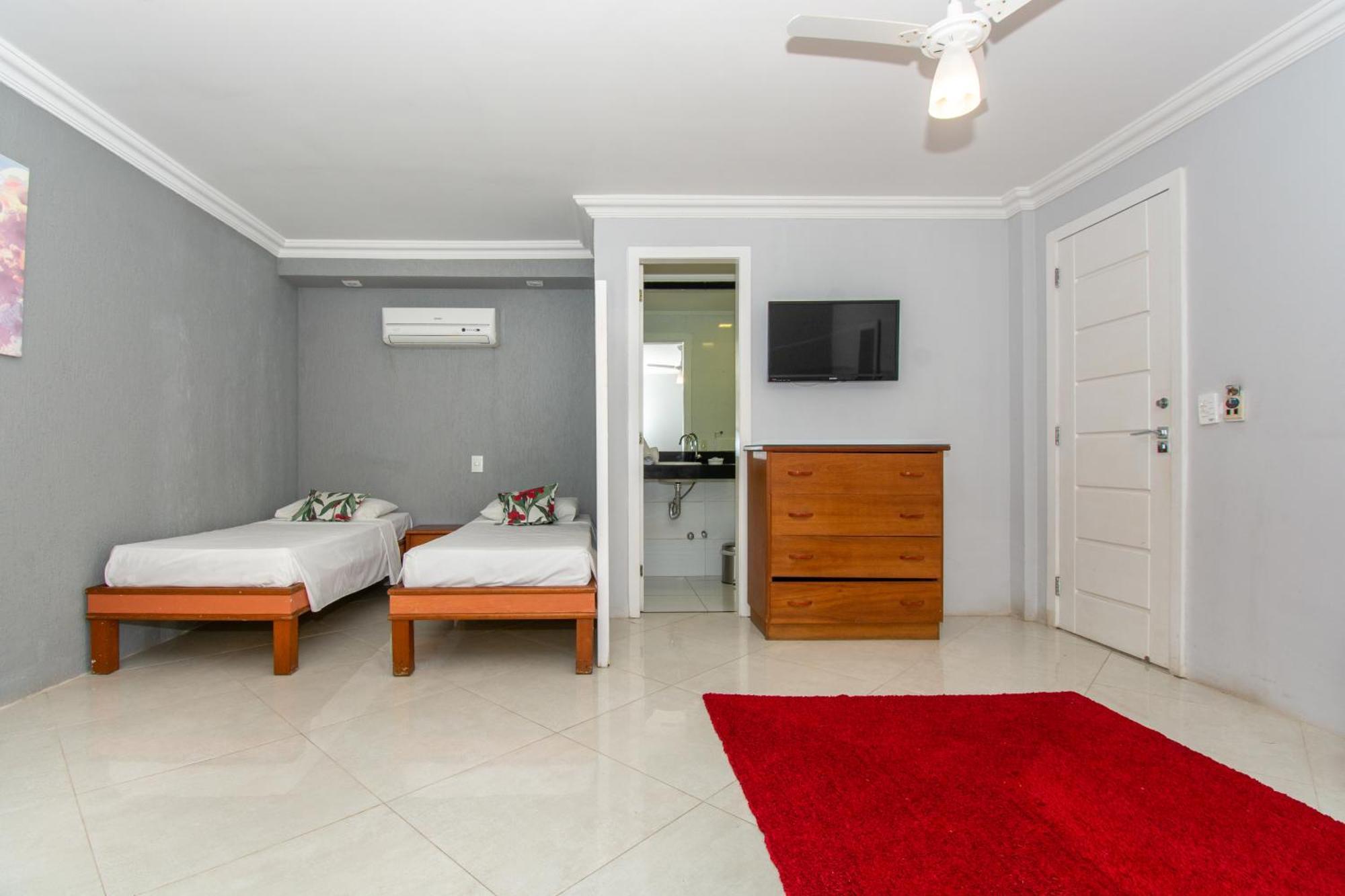 Marbella Inn